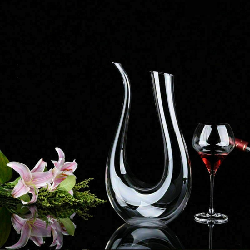 "New Magna Crystal U-shaped Wine Decanter Pro - Premium 1500ml crystal aerating vessel with elegant curved design"
